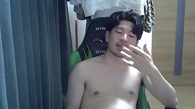 Chat +18 de aokunvvv ao vivo