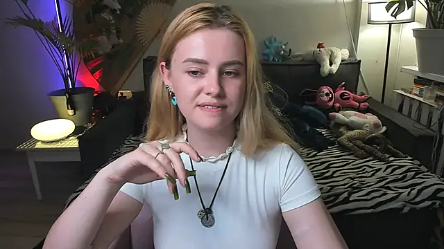 Alexa_Pirs' Live XXX Chat