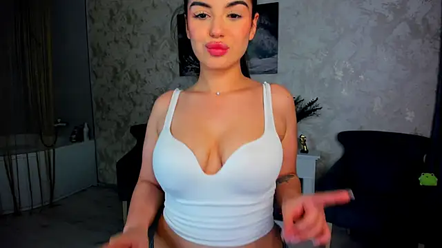 AlluringAriel's Live XXX Chat