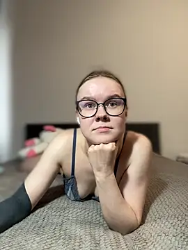 _CherryBloom_ Live XXX-chat