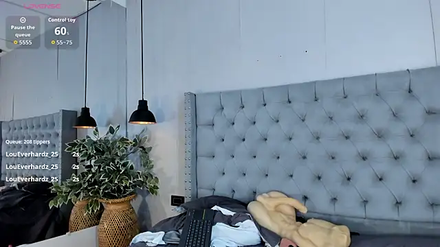 XXX chat uživo modela ainaah_