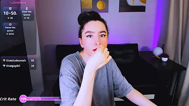 แชท XXX สดของ Lily_xBabe