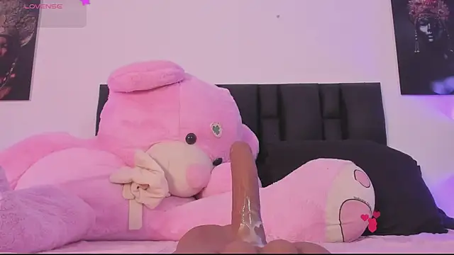 SaradaParker's Live XXX Chat