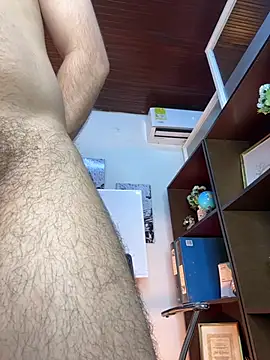Samir_bear Chat XXX live