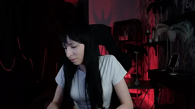 Chat +18 de SeraphineSparda ao vivo