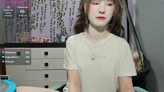 Yoonhee_ki Adlı Modelin Canlı XXX Sohbeti