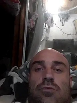 Webkamerová show BulbasaurIsmettv
