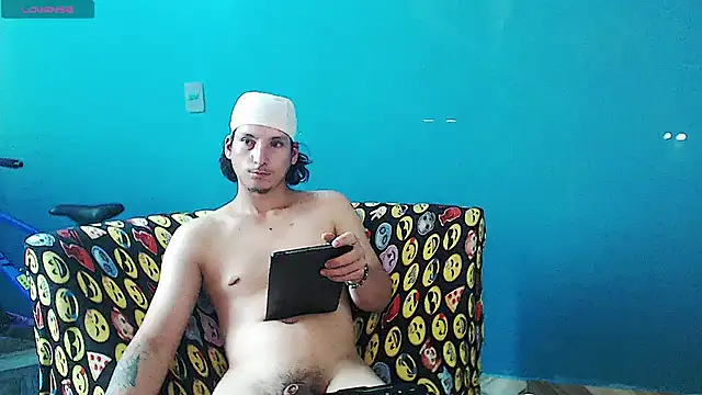 MrKingsaintx live XXX chat