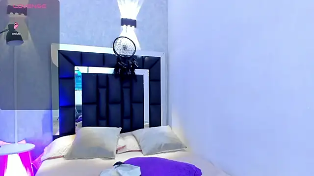 elian_7 Show in webcam