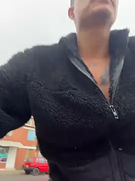 XXX chat uživo modela DominickSullivan