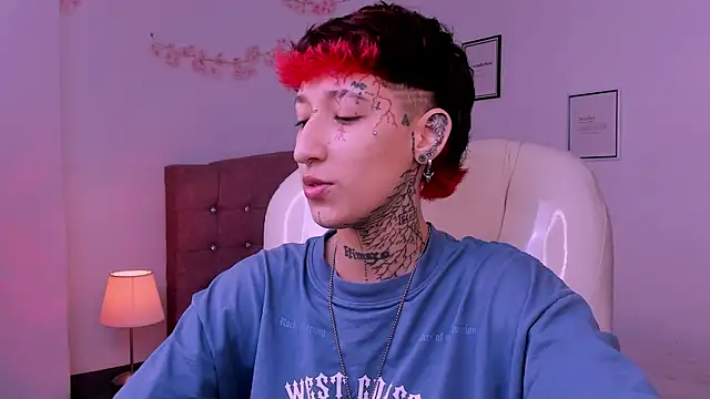 Czat XXX na żywo – Luci_Rose