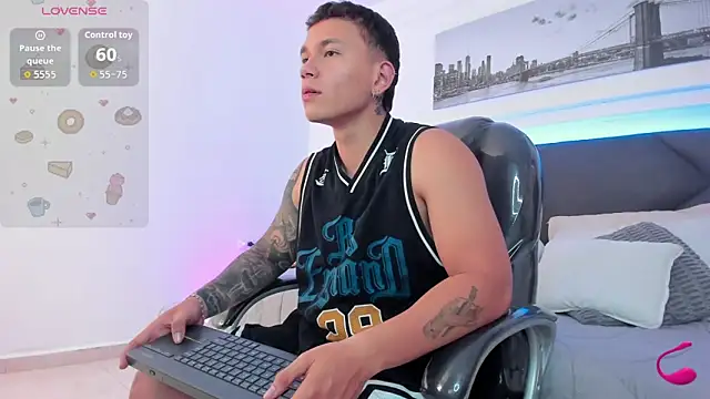 Thomas_moon 라이브 XXX 채팅