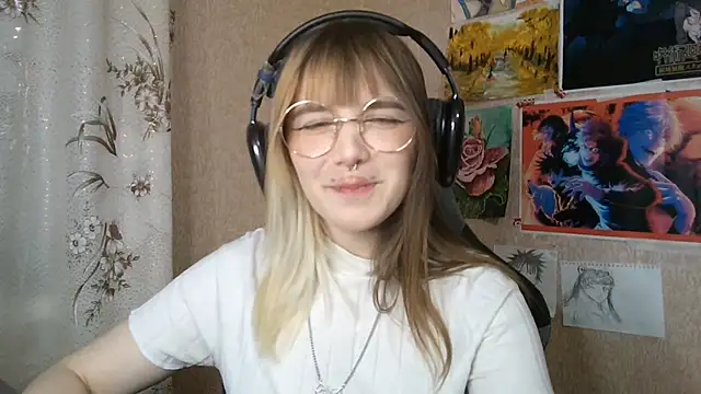 MilaTyan's Live XXX Chat