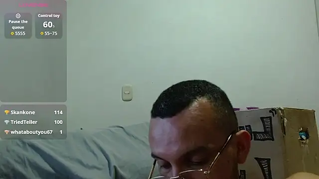 Chat +18 de MarcusMilarc ao vivo