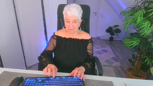 LovelyHelena 라이브 XXX 채팅