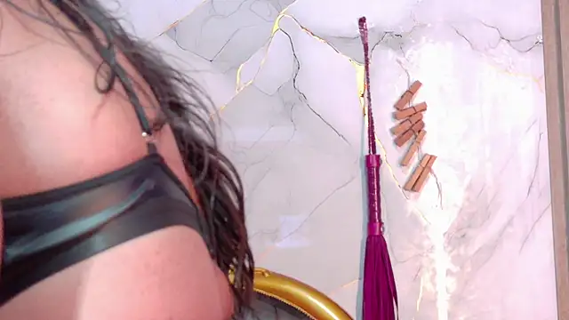 Chatroom XXX en direct de _candy_bdsm_