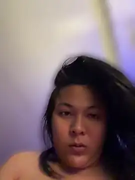 AiraHugeTop's Webcam Show