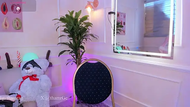 ThamaraGen_ Live XXX Chat