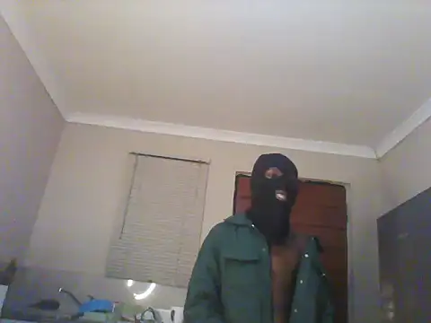 Tbangs_ live XXX chat
