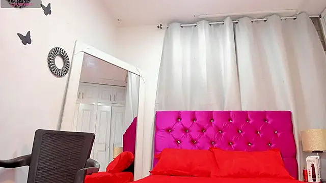 Cassandra_Hunt Adlı Modelin Canlı XXX Sohbeti