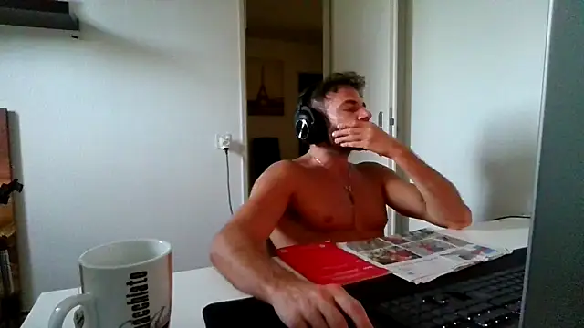 alpha-hunk Live XXX-Chat