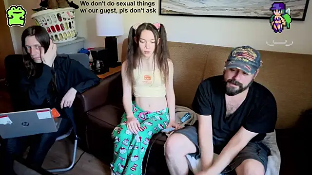 manicpixiedreamfrog Chat XXX live