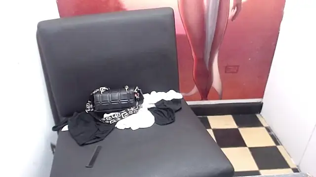 Laura_hottt's Live XXX Chat