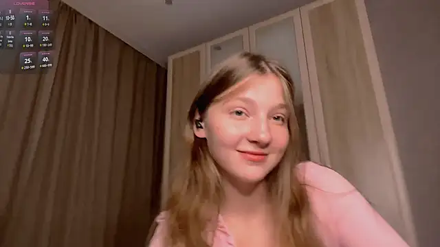 Little_Lilia's Live XXX Chat