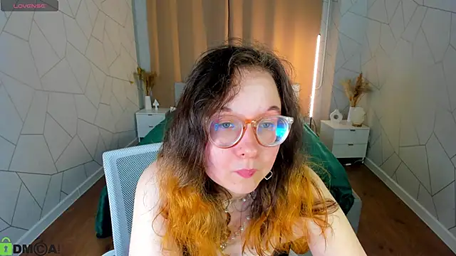 Chat XXX en directo de Aleks-casterrr