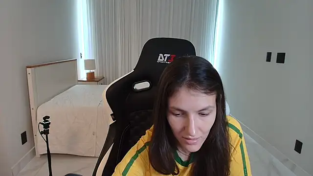 upssnowy's Live XXX Chat