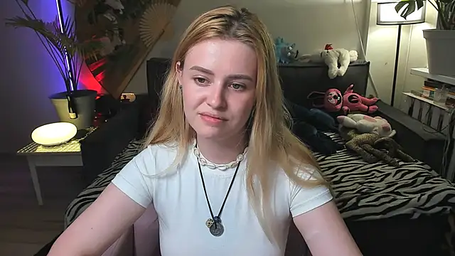 Alexa_Pirs 现场XXX聊天