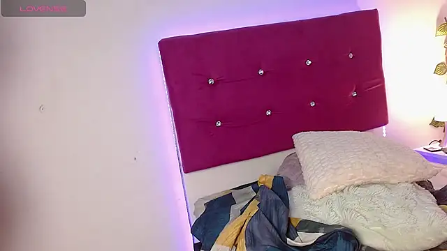 Megan_smith15's Live XXX Chat