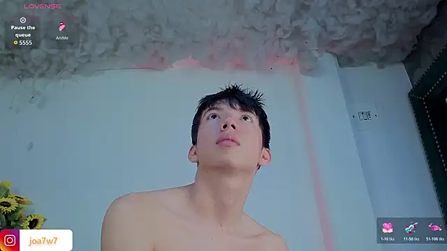 Levii_Ackermann – Live XXX-chat