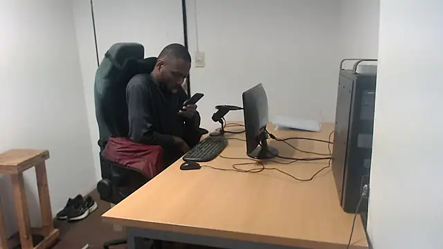 Mastertopdome's Live XXX Chat