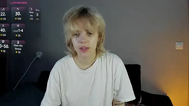 ReneYolker's Live XXX Chat
