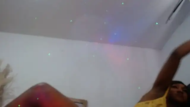 แชท XXX สดของ Angeliicaxx