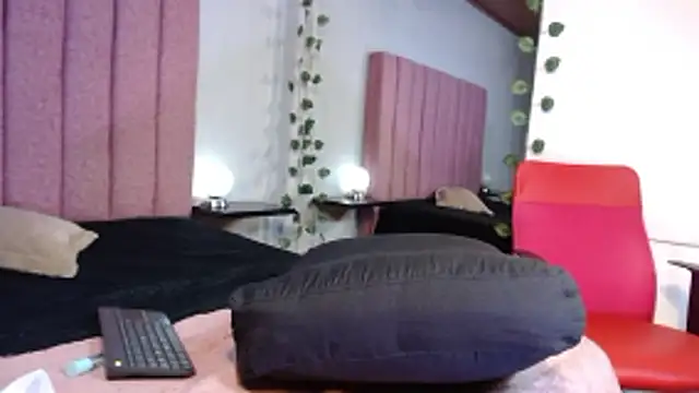 SaraLjordad's Live XXX Chat