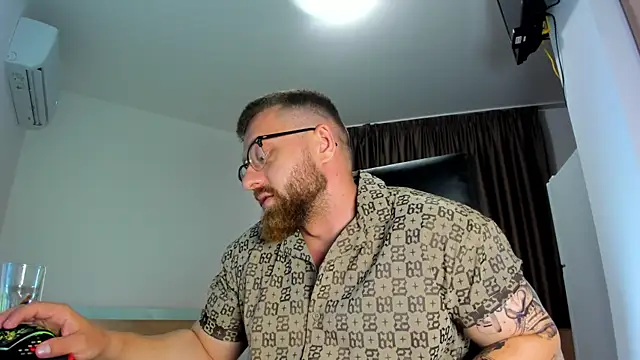 Онлайн чат XXX Findom_guy