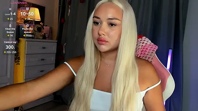 _Loneve__ live XXX chat