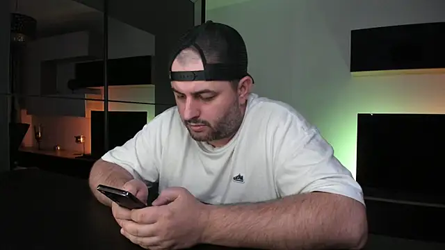 DravenPeak Chat XXX live