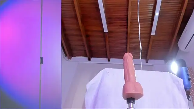 แชท XXX สดของ Lucy_carter_