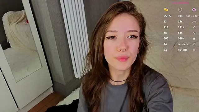 tinyanie Live XXX-chat