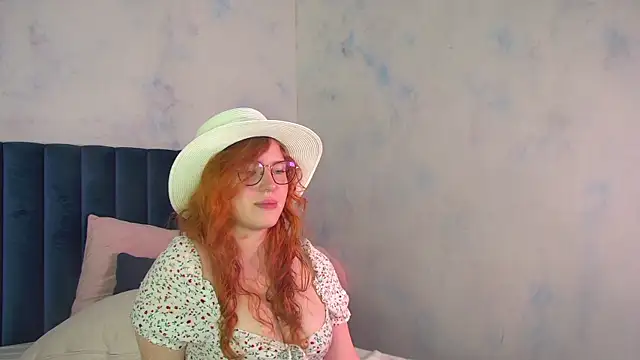 LauraDennis' Live XXX Chat