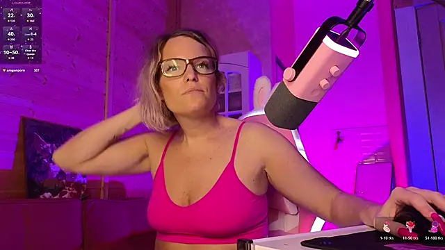 Lady_Shine live XXX chat