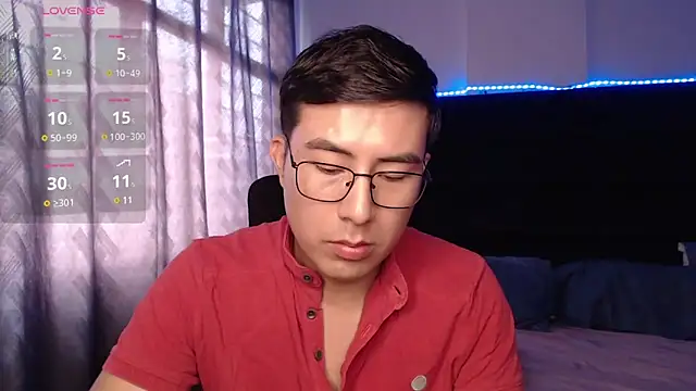 Chat +18 de andrewmhilton_ ao vivo