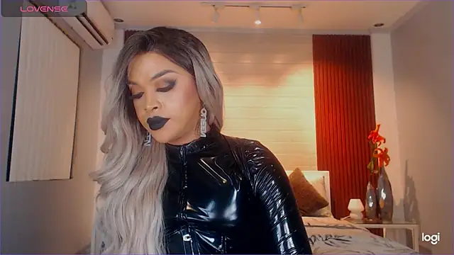 Онлайн чат XXX MarryQueen22