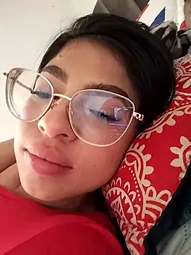 Lucietakeme's Live XXX Chat