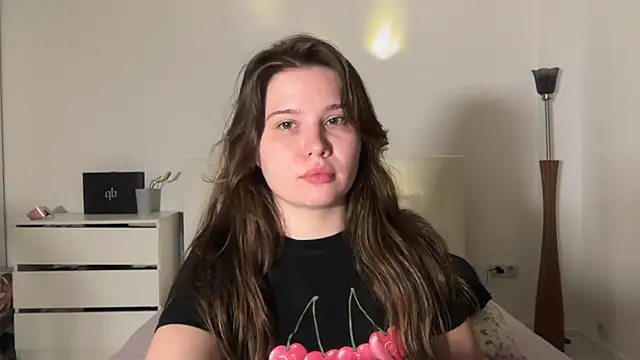 PonyChika Adlı Modelin Canlı XXX Sohbeti