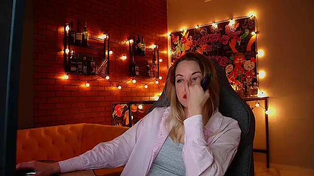 VireliaMoonfall Chat XXX live