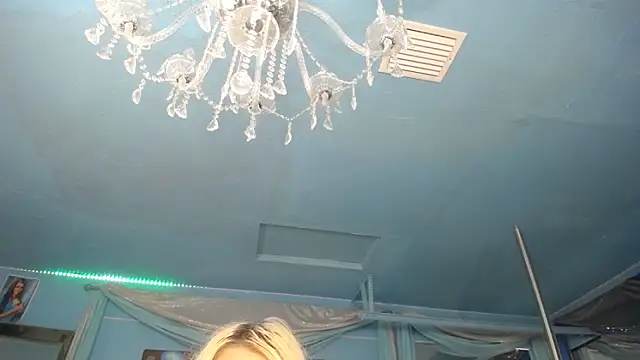 ADRIANNA_FOX's Live XXX Chat
